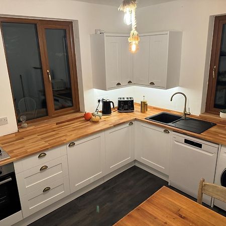 3 Bed Ground Floor Apartment - Hot Tub Optional Upgrade ไฮต์ ภายนอก รูปภาพ